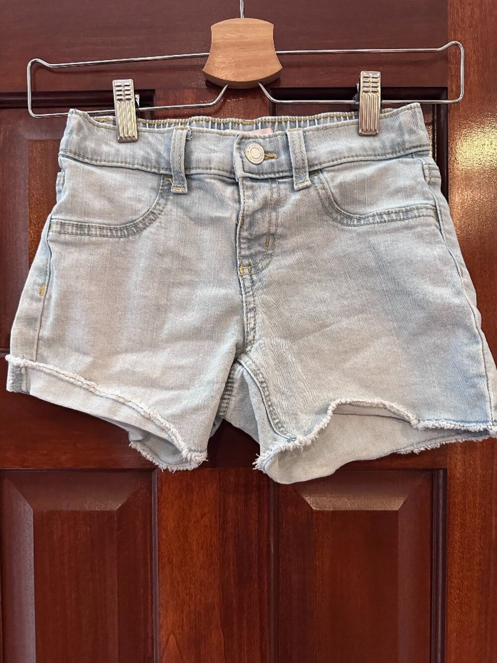 SO Girls Light Wash Denim Shorts Size 8 Raw Hem Stretch Jean Shorts